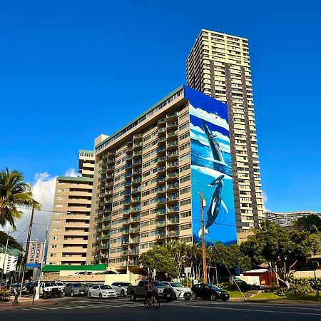 Waikiki 2 Bedrooms, 1 Bath, Free Parking, Sleep 6 هونولولو المظهر الخارجي الصورة